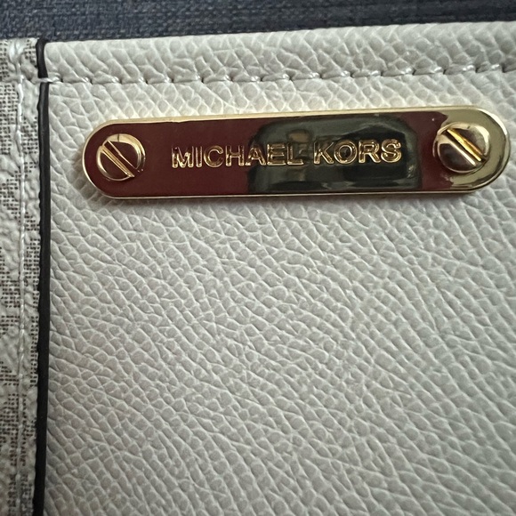 NWT MICHAEL KORS MK SIGNATURE FANNY PACK BAG ON BELT - Picture 2 of 9